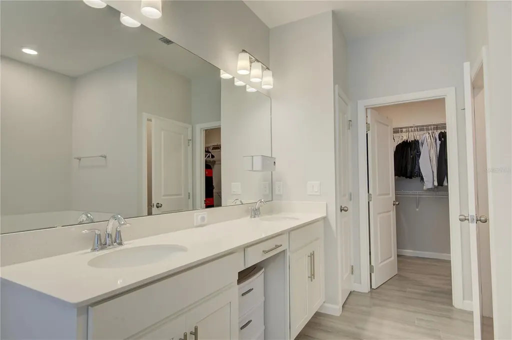 2591 Cedar Shake Court Oviedo FL 32765