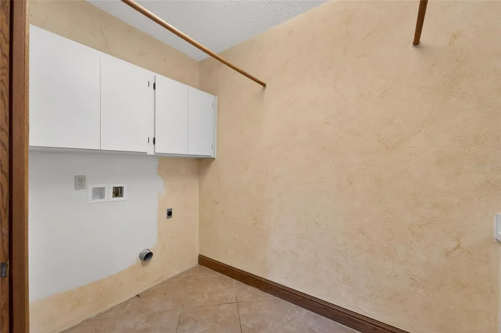 902 River Rapids Avenue Brandon FL 33511