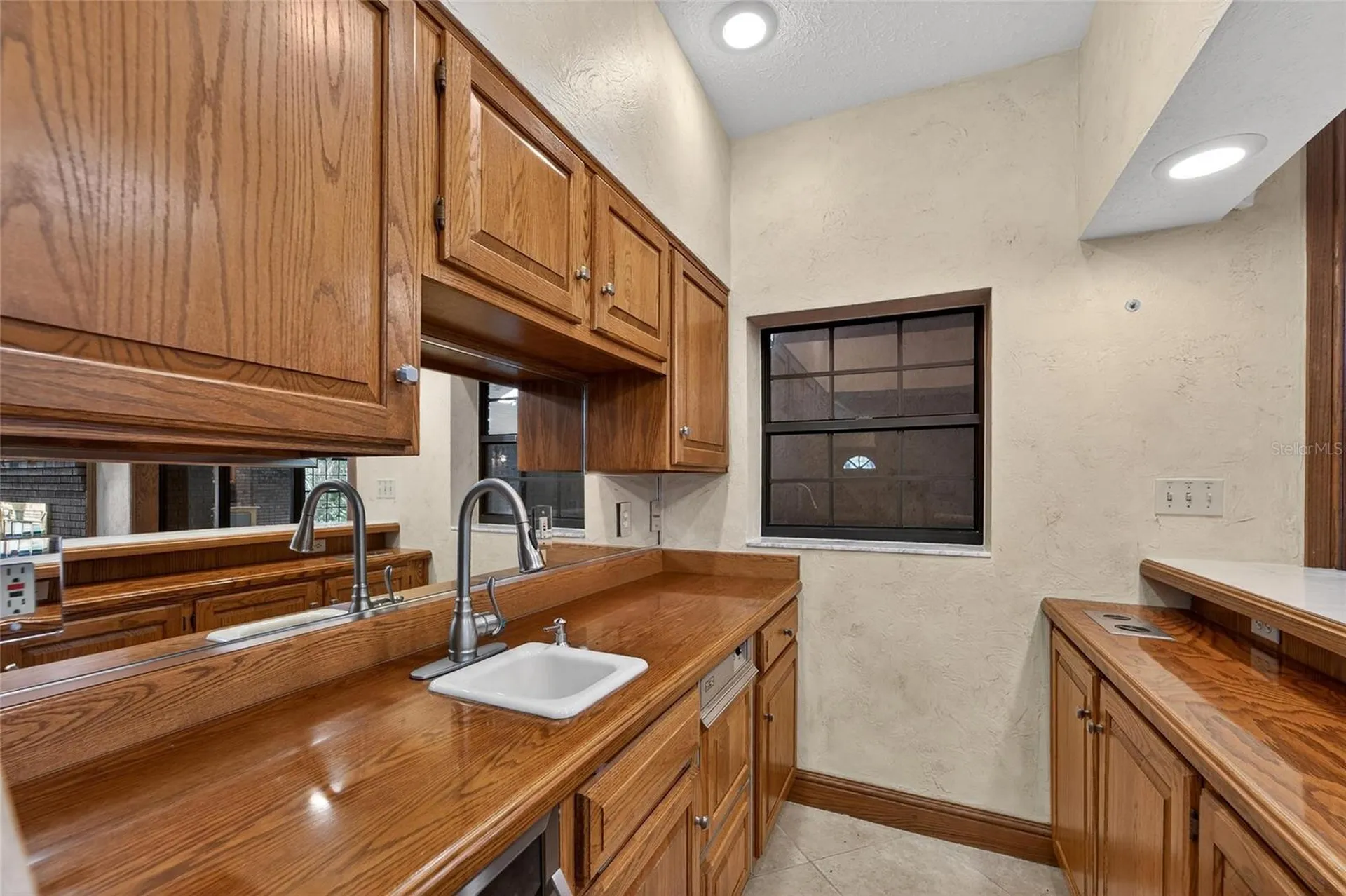 902 River Rapids Avenue Brandon FL 33511
