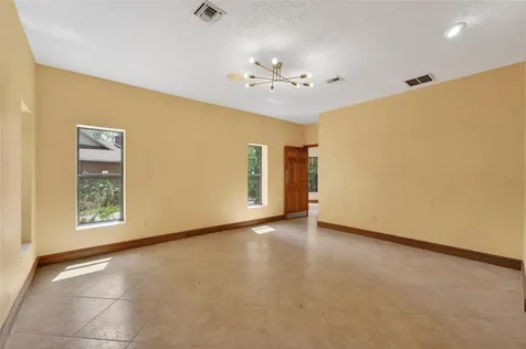 902 River Rapids Avenue Brandon FL 33511