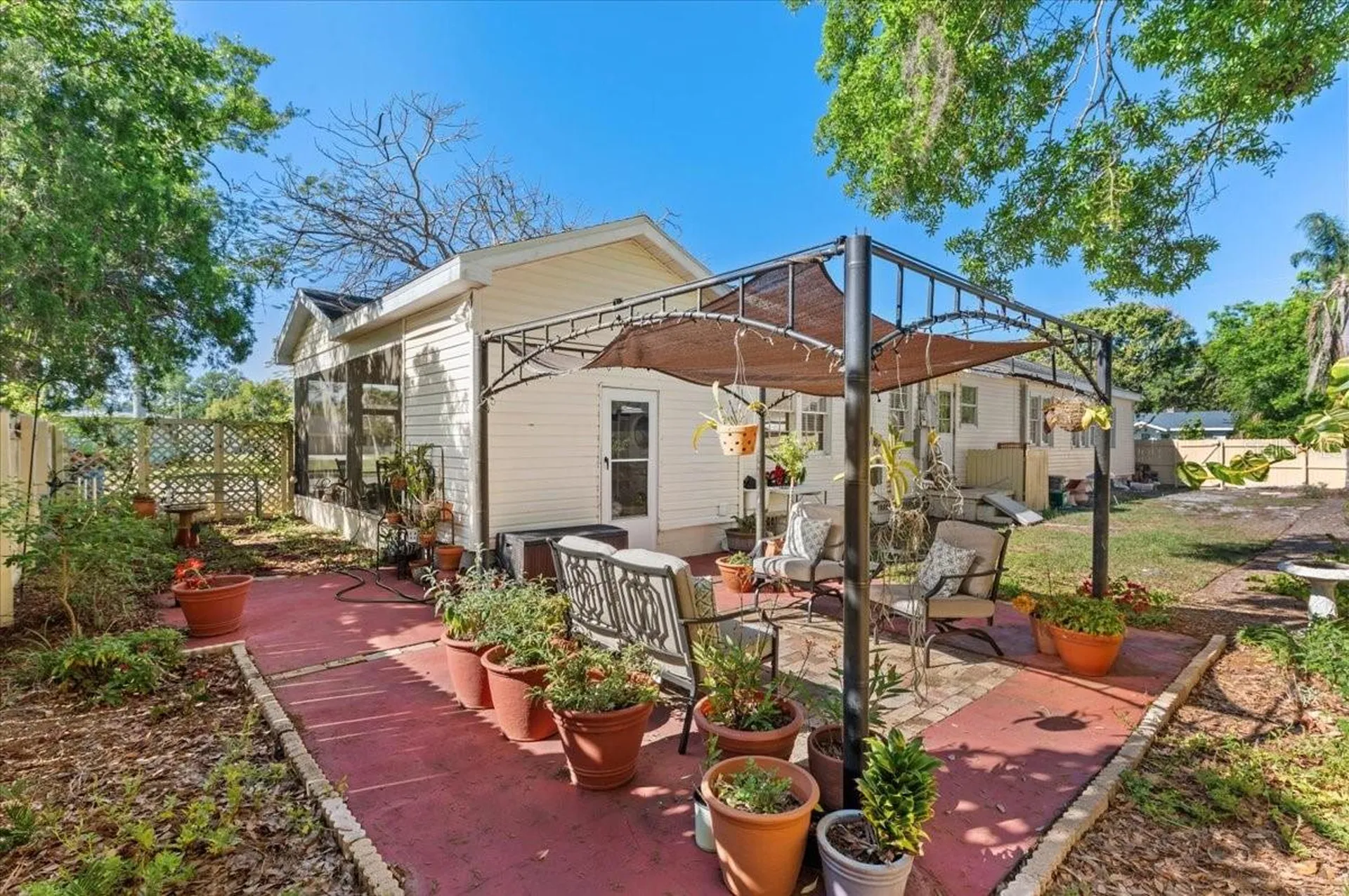 2514 15th Avenue W Bradenton FL 34205
