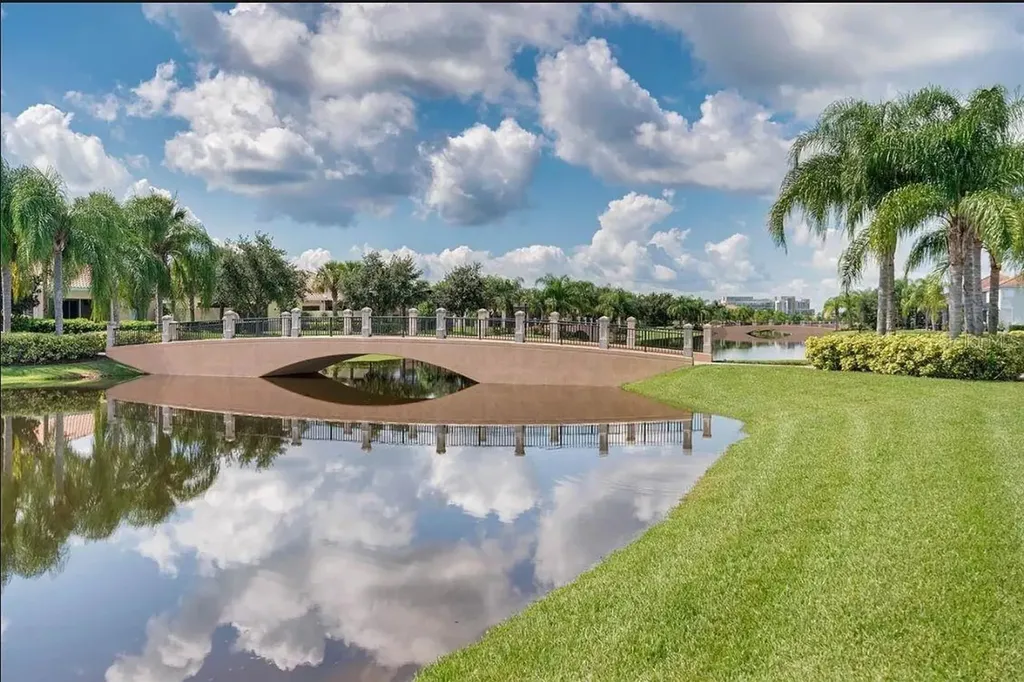 7972 Esta Lane Orlando FL 32827