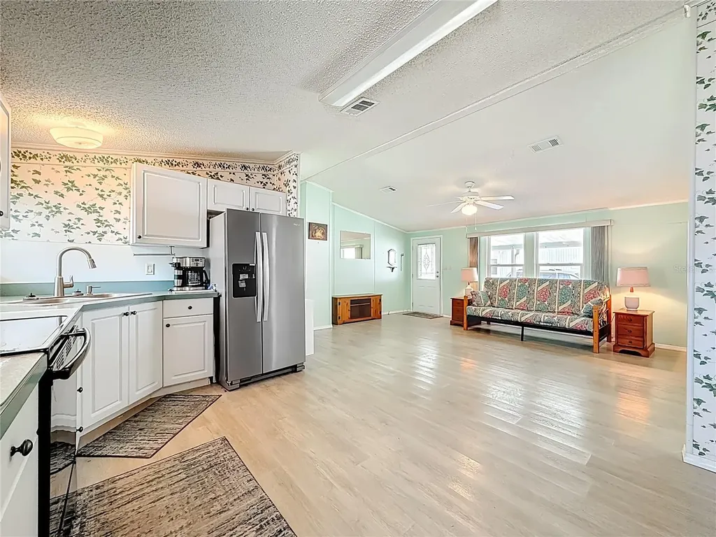 980 7th Street NW Largo FL 33770