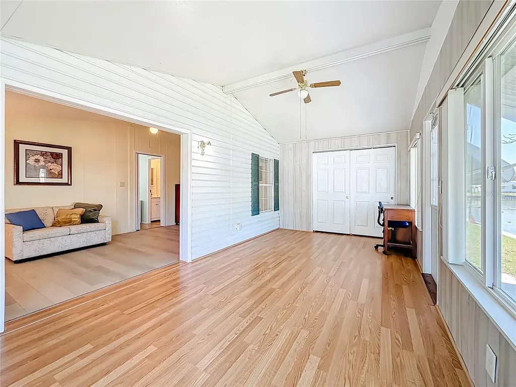 980 7th Street NW Largo FL 33770