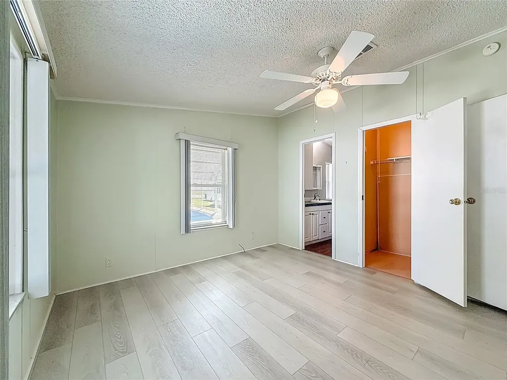 980 7th Street NW Largo FL 33770