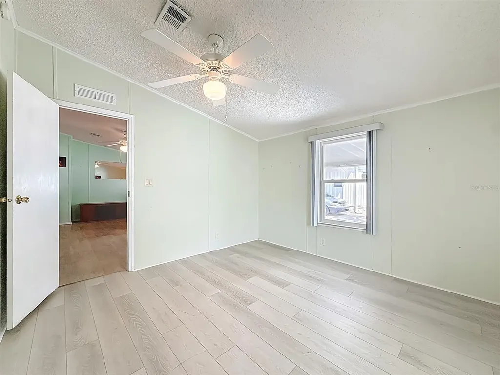 980 7th Street NW Largo FL 33770