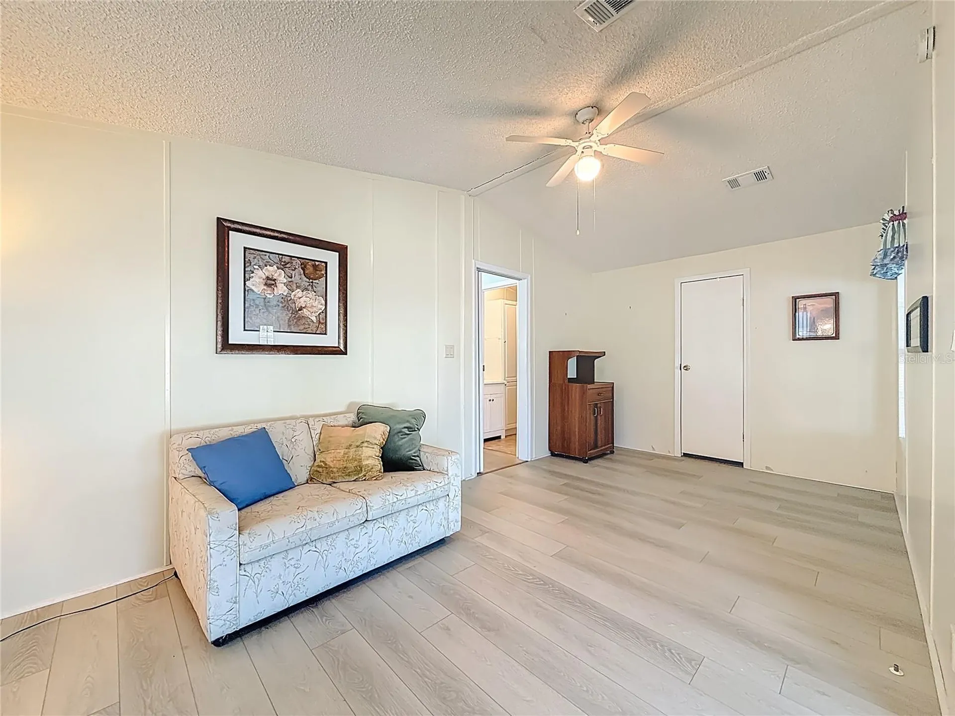 980 7th Street NW Largo FL 33770