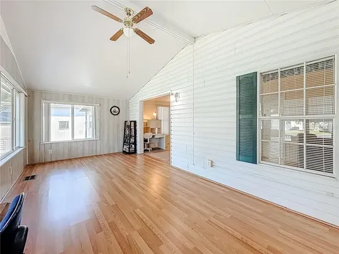 980 7th Street NW Largo FL 33770