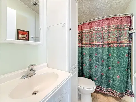 980 7th Street NW Largo FL 33770