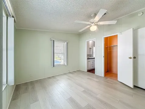 980 7th Street NW Largo FL 33770