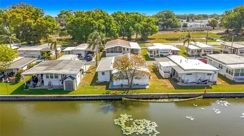 980 7th Street NW Largo FL 33770