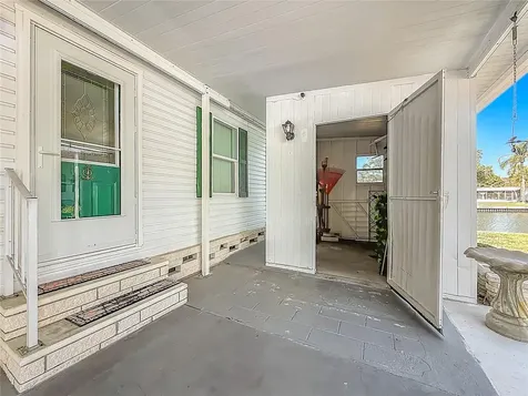 980 7th Street NW Largo FL 33770