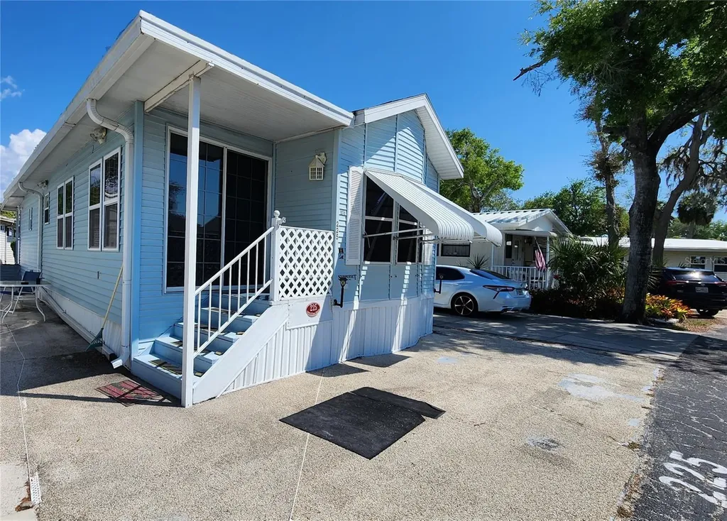 3300 26th Avenue E Bradenton FL 34208