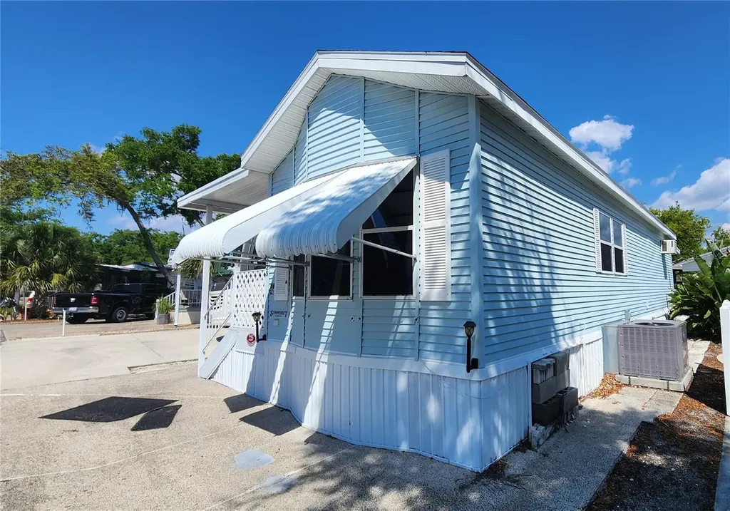 3300 26th Avenue E Bradenton FL 34208
