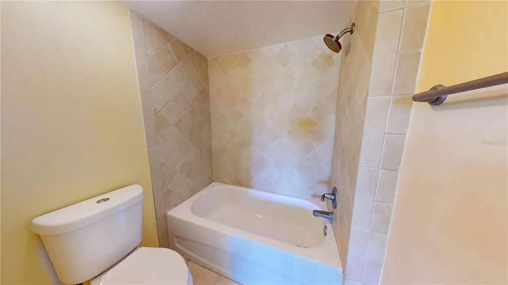 2017 Skimmer Ct W Clearwater FL 33762