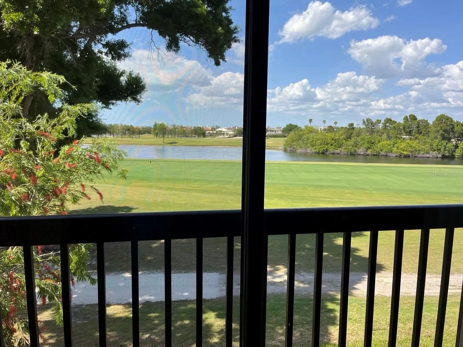 2017 Skimmer Ct W Clearwater FL 33762