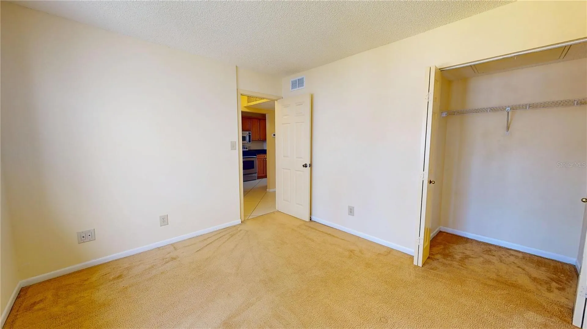 2017 Skimmer Ct W Clearwater FL 33762
