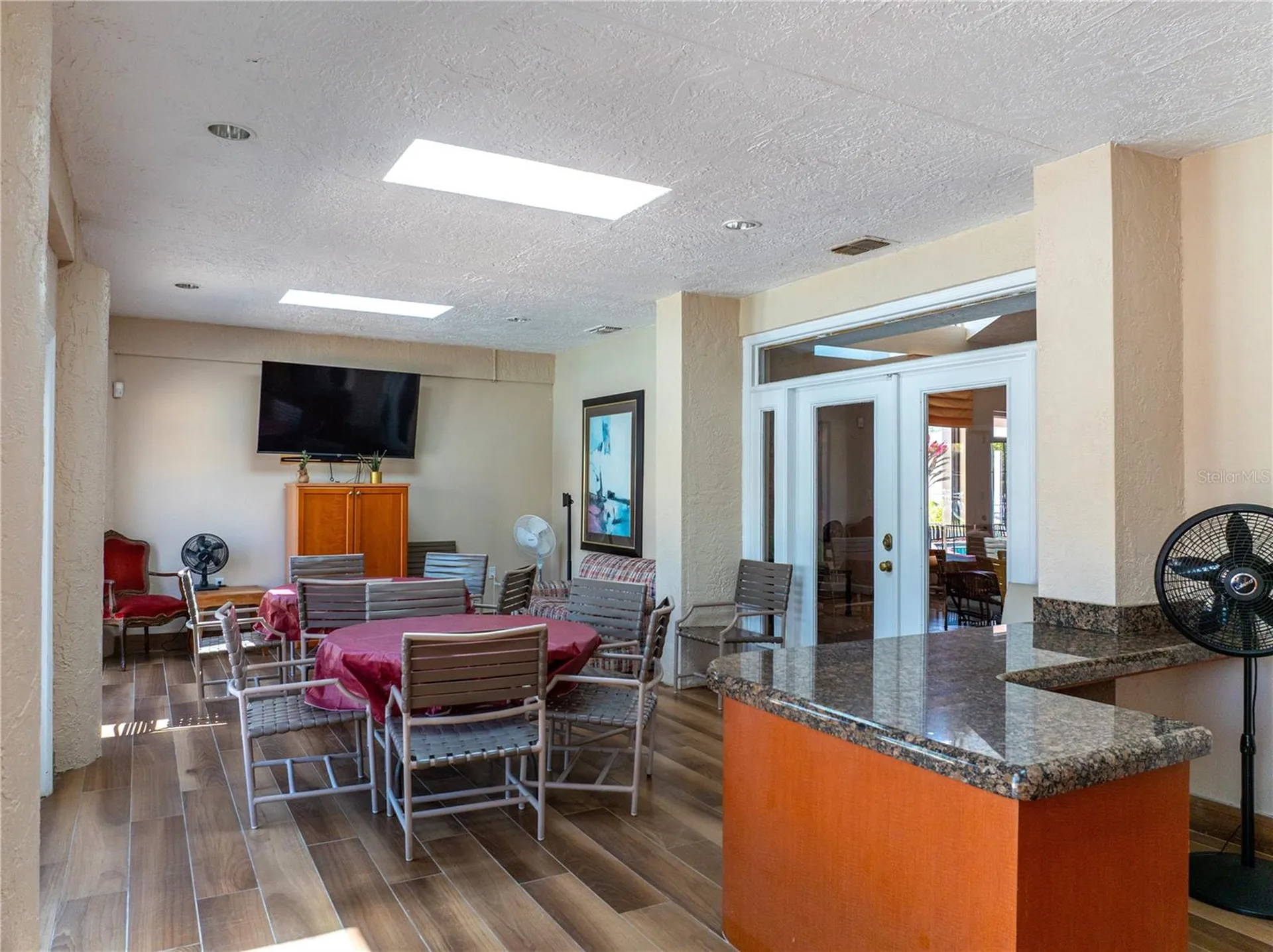 2017 Skimmer Ct W Clearwater FL 33762