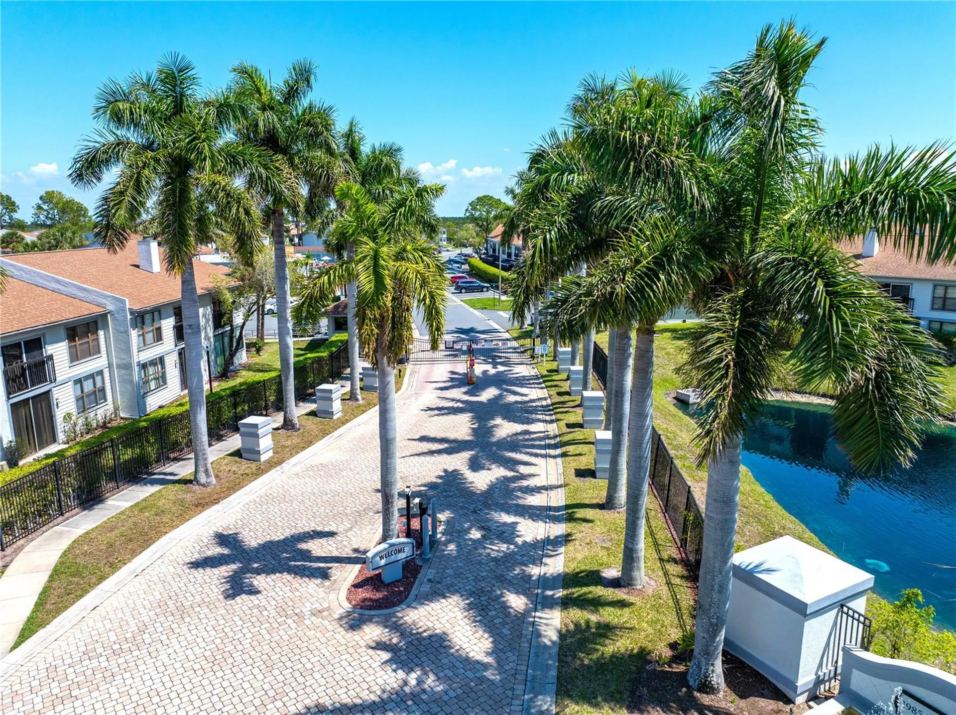 2017 Skimmer Ct W Clearwater FL 33762