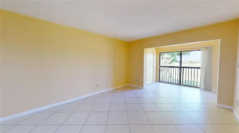 2017 Skimmer Ct W Clearwater FL 33762