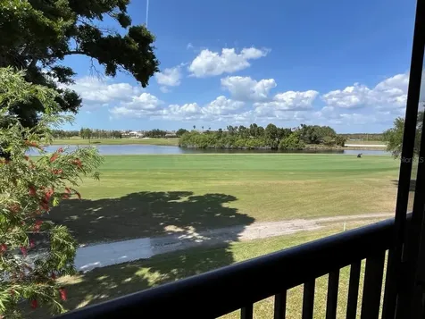 2017 Skimmer Ct W Clearwater FL 33762