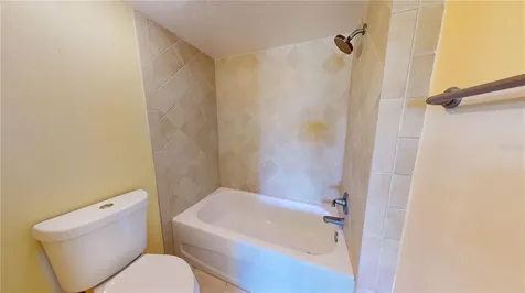 2017 Skimmer Ct W Clearwater FL 33762