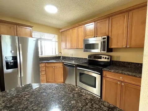 2017 Skimmer Ct W Clearwater FL 33762