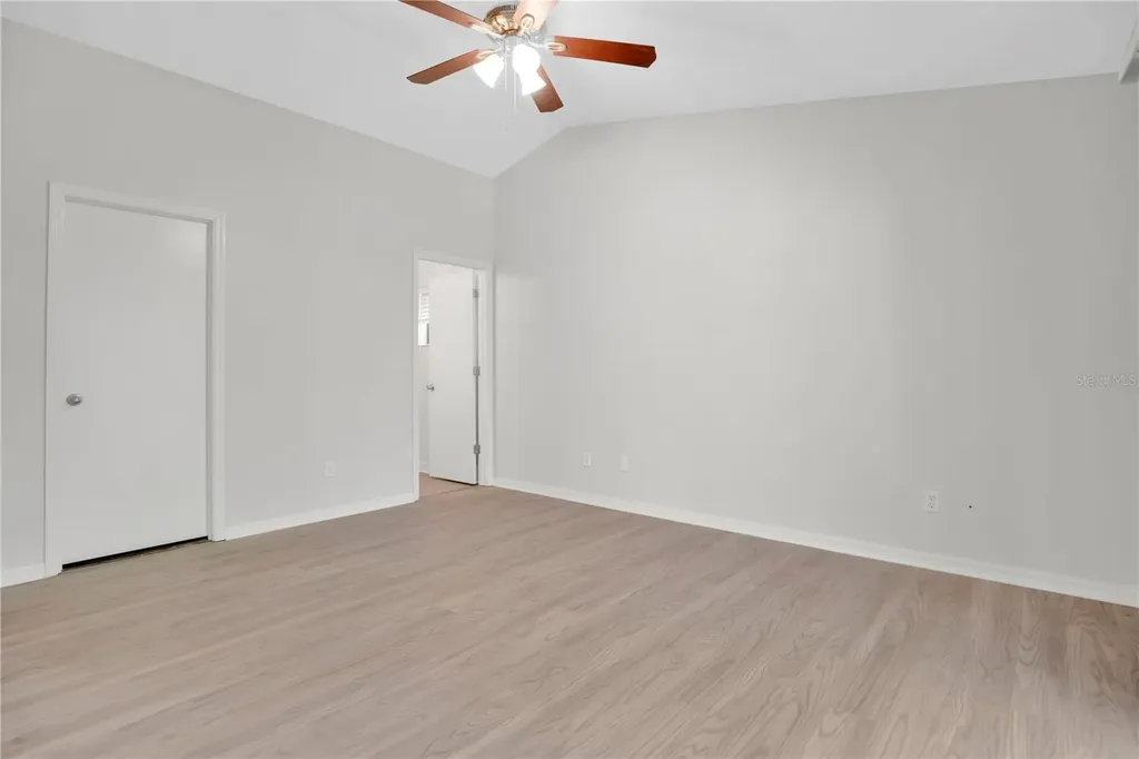 1050 Dishman Loop Oviedo FL 32765
