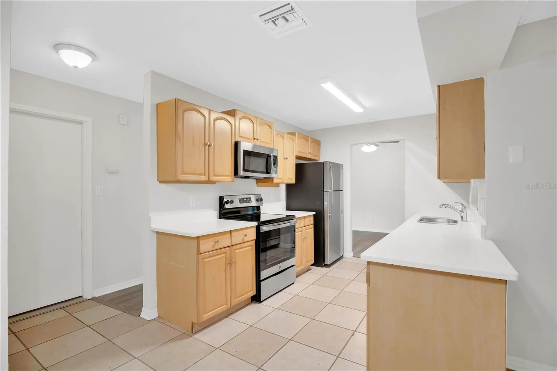 1050 Dishman Loop Oviedo FL 32765