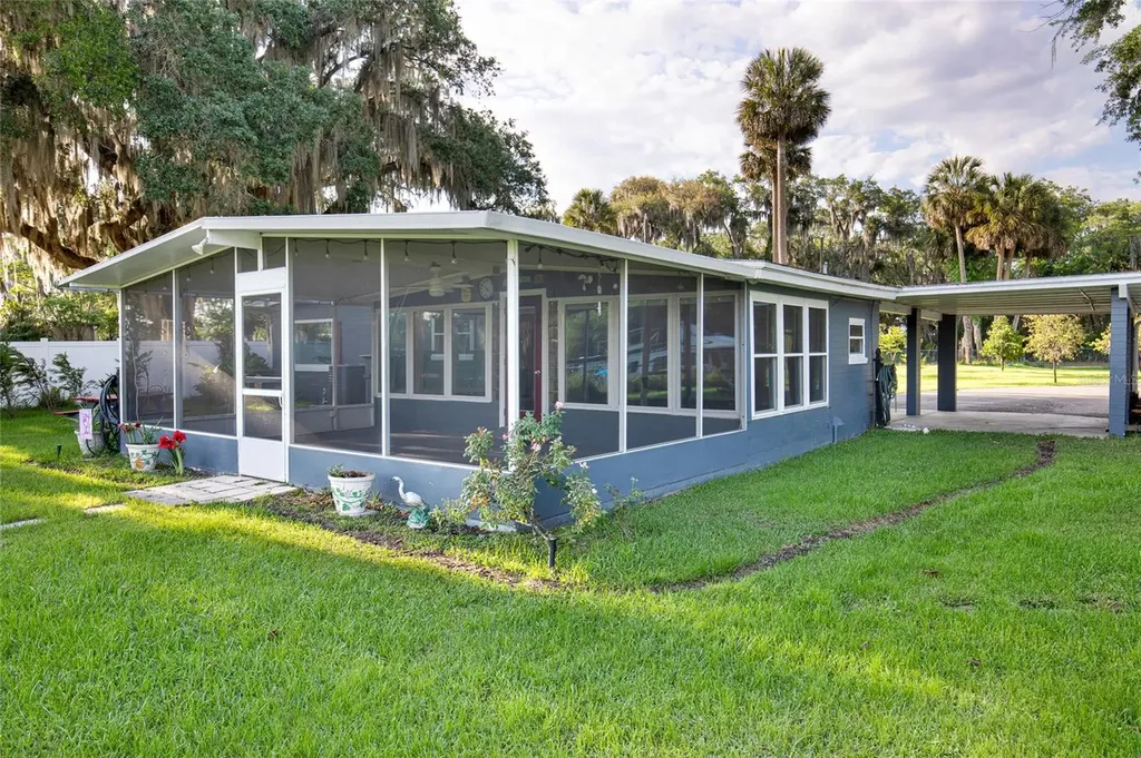 2313 River Ridge Road Deland FL 32720