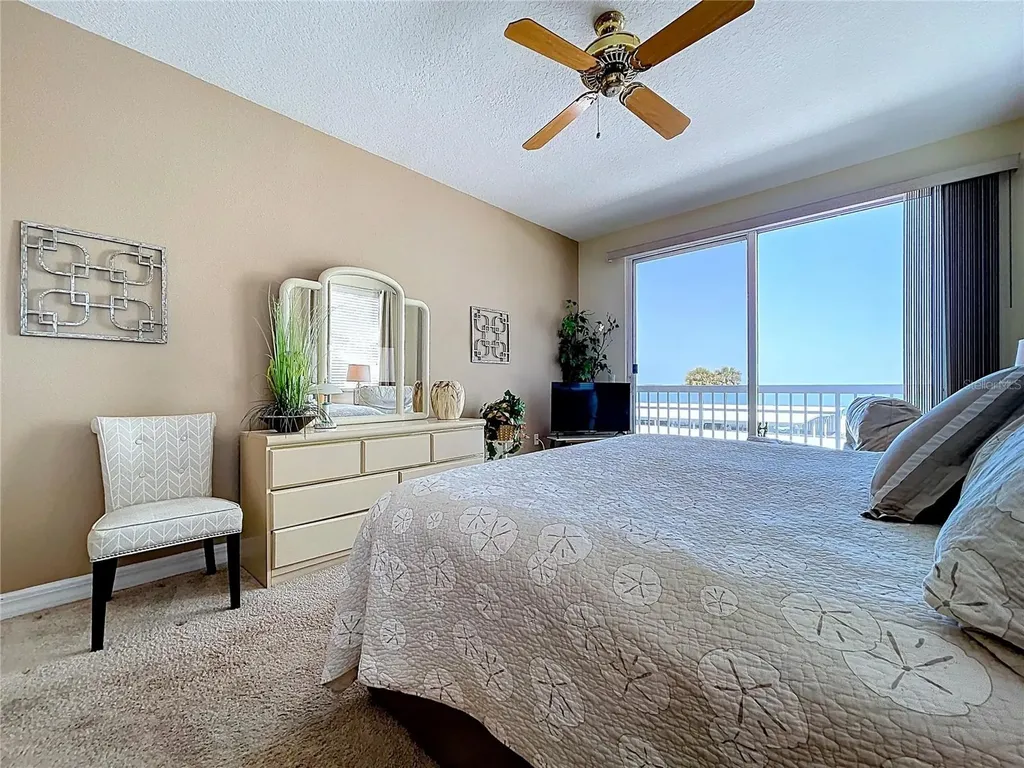 7 Island Park Place Dunedin FL 34698