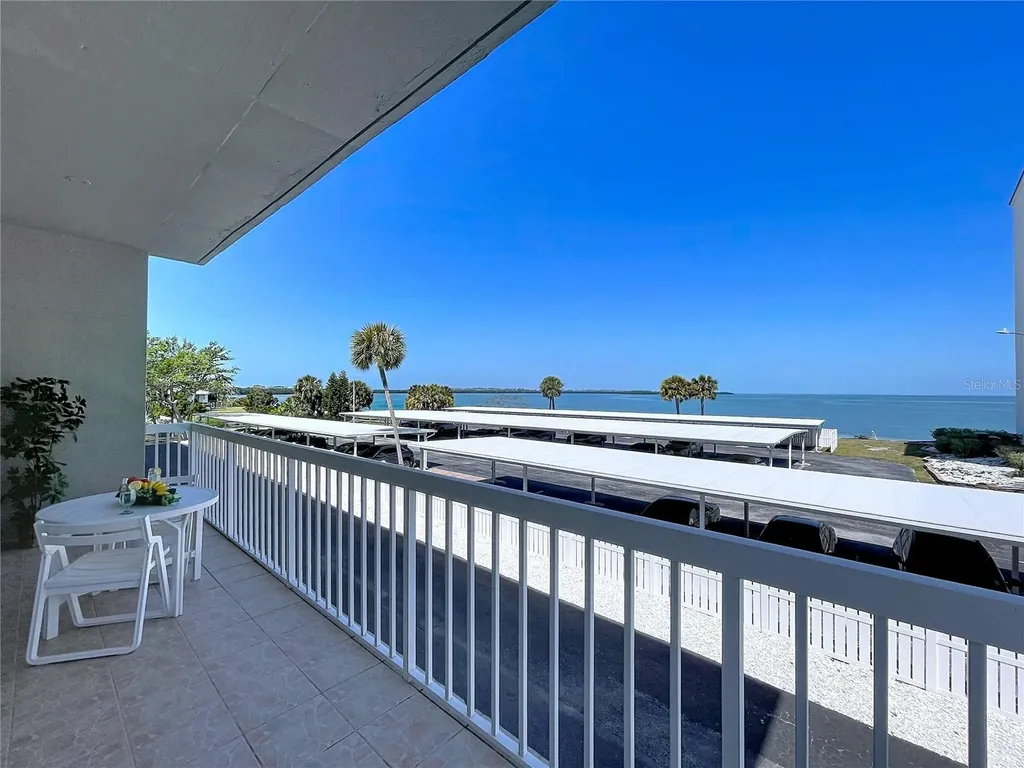 7 Island Park Place Dunedin FL 34698