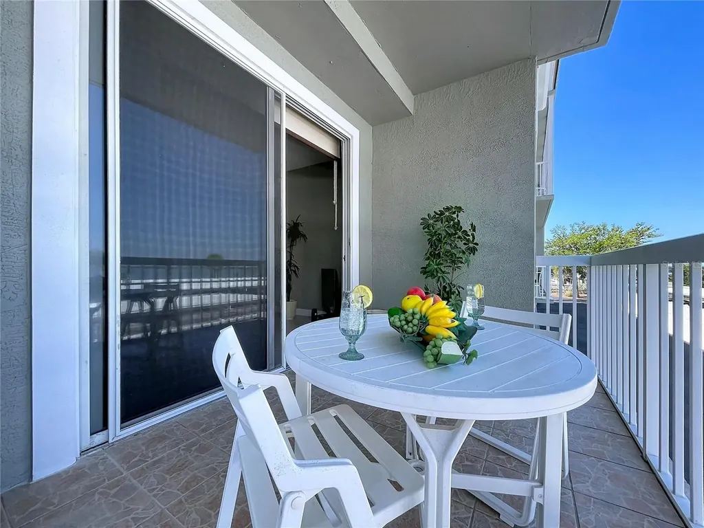7 Island Park Place Dunedin FL 34698
