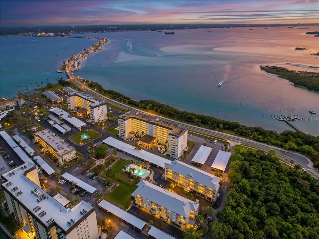 7 Island Park Place Dunedin FL 34698