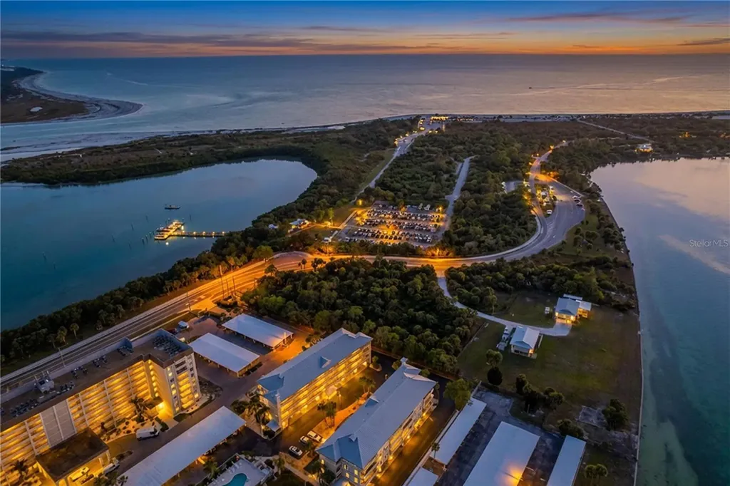 7 Island Park Place Dunedin FL 34698