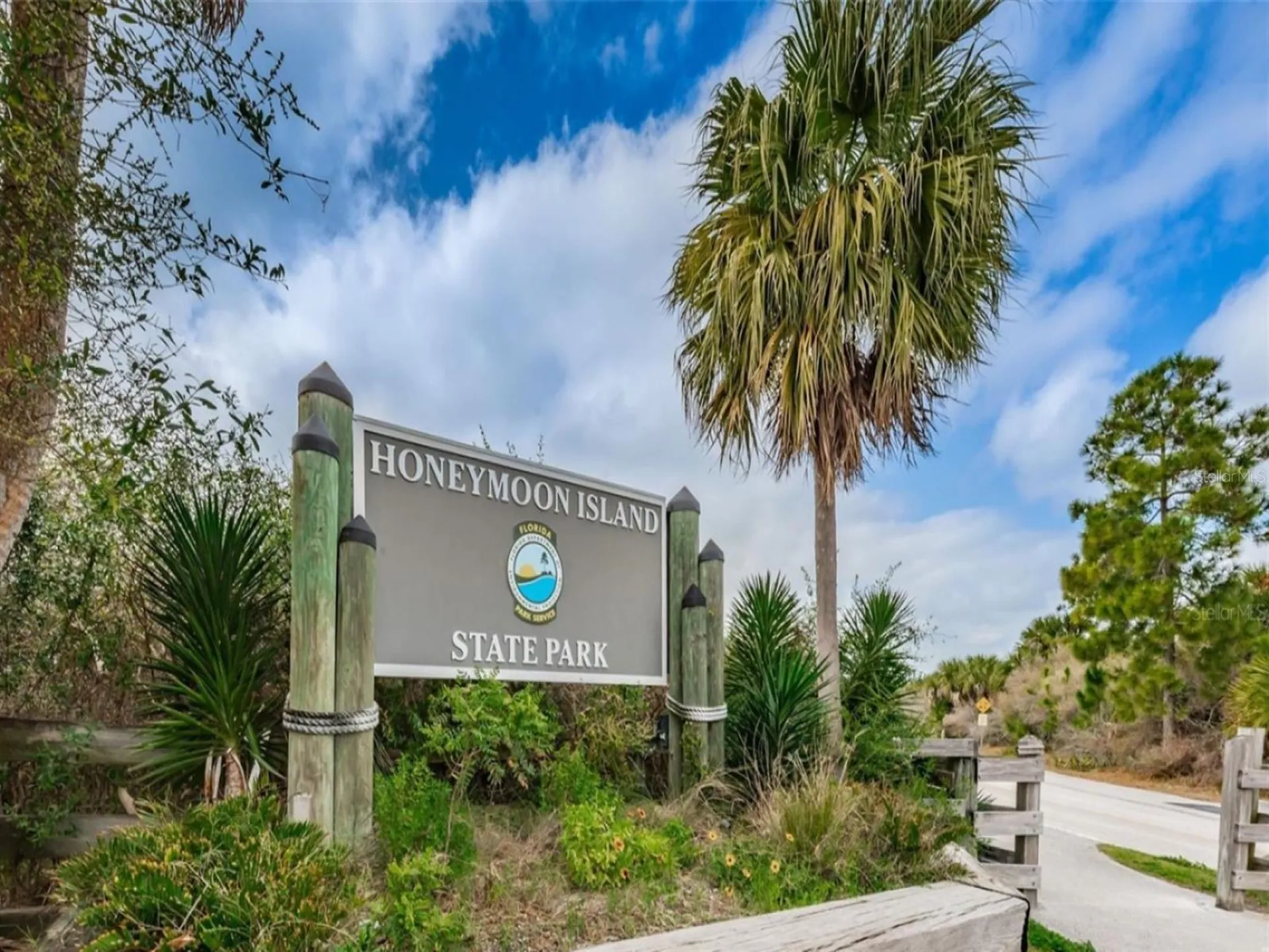 7 Island Park Place Dunedin FL 34698