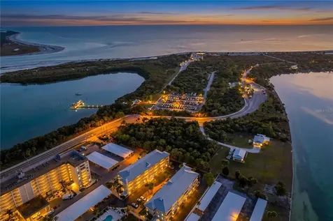 7 Island Park Place Dunedin FL 34698