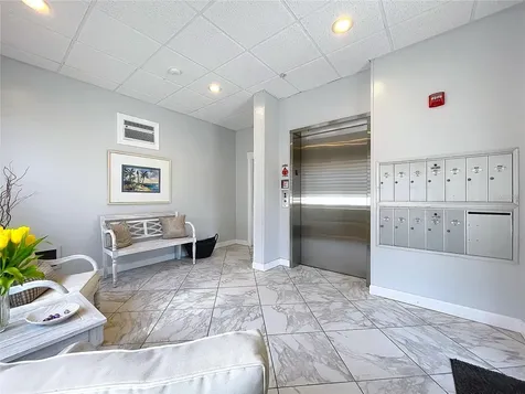 7 Island Park Place Dunedin FL 34698