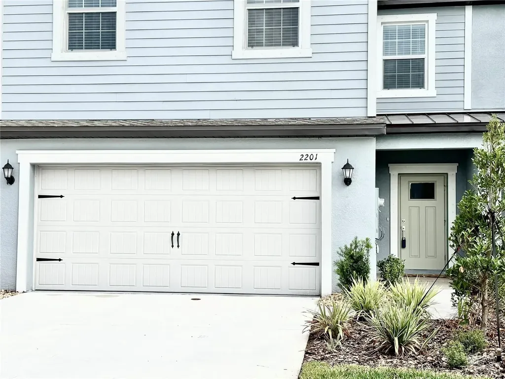 2201 Cerulean Sky Drive Lutz FL 33558