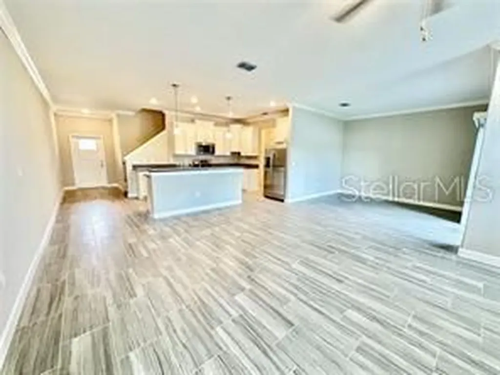 2201 Cerulean Sky Drive Lutz FL 33558
