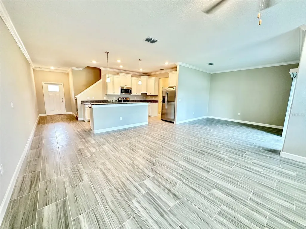 2201 Cerulean Sky Drive Lutz FL 33558