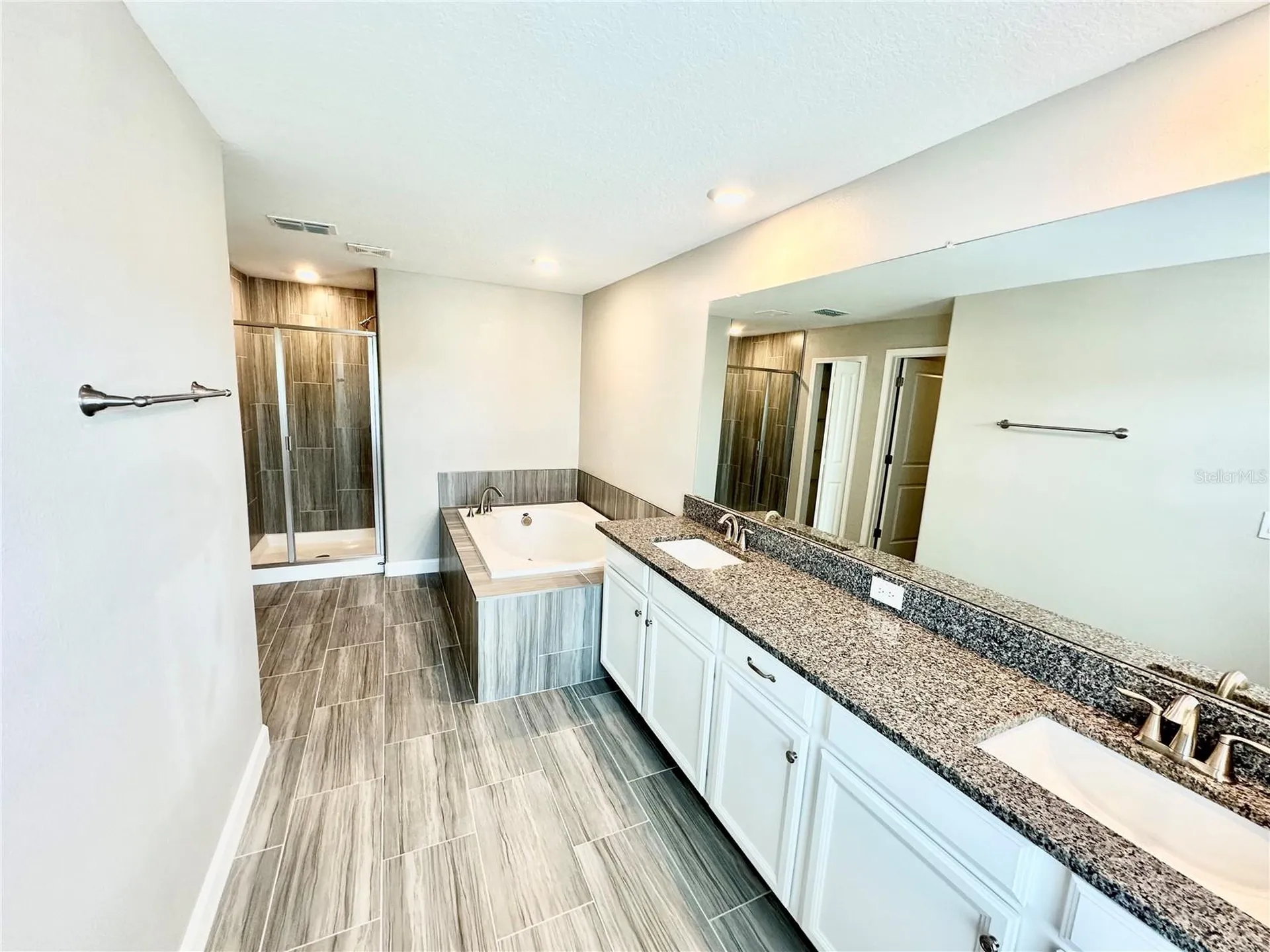 2201 Cerulean Sky Drive Lutz FL 33558