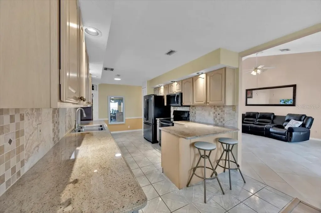 543 Clubhill Drive Haines City FL 33844