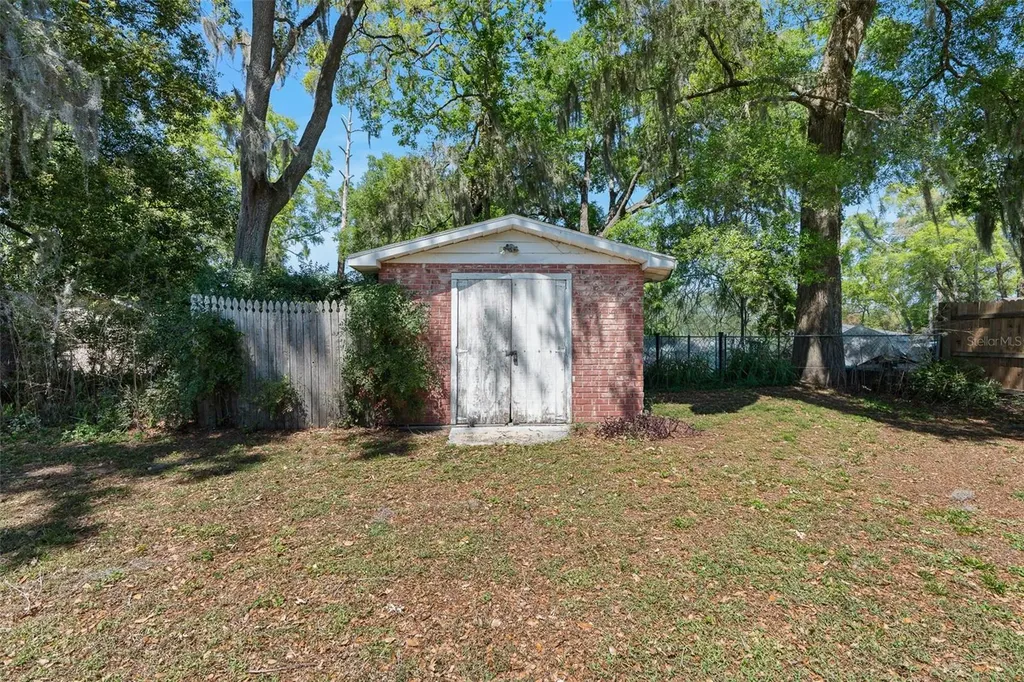 6133 SE 125th Place Belleview FL 34420