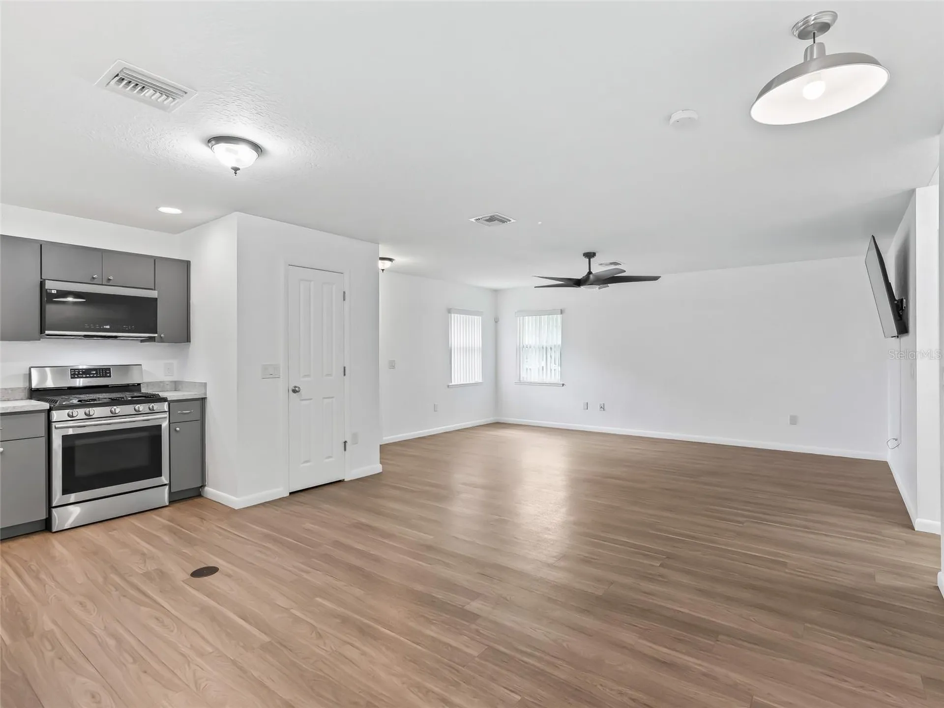 9318 Cr 649 Bushnell FL 33513