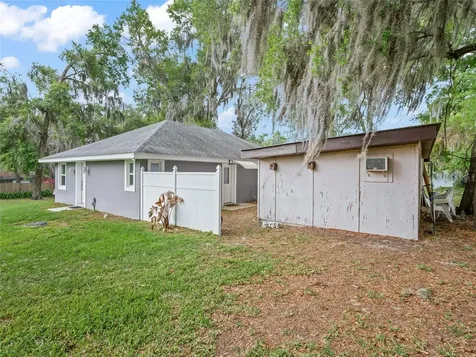 9318 Cr 649 Bushnell FL 33513