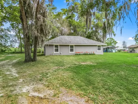 9318 Cr 649 Bushnell FL 33513