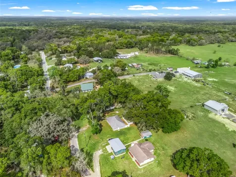 9318 Cr 649 Bushnell FL 33513
