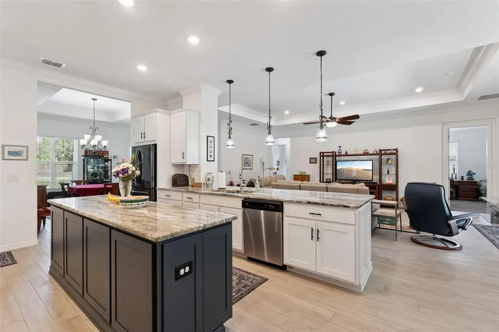 16816 Lakemont Avenue Montverde FL 34756