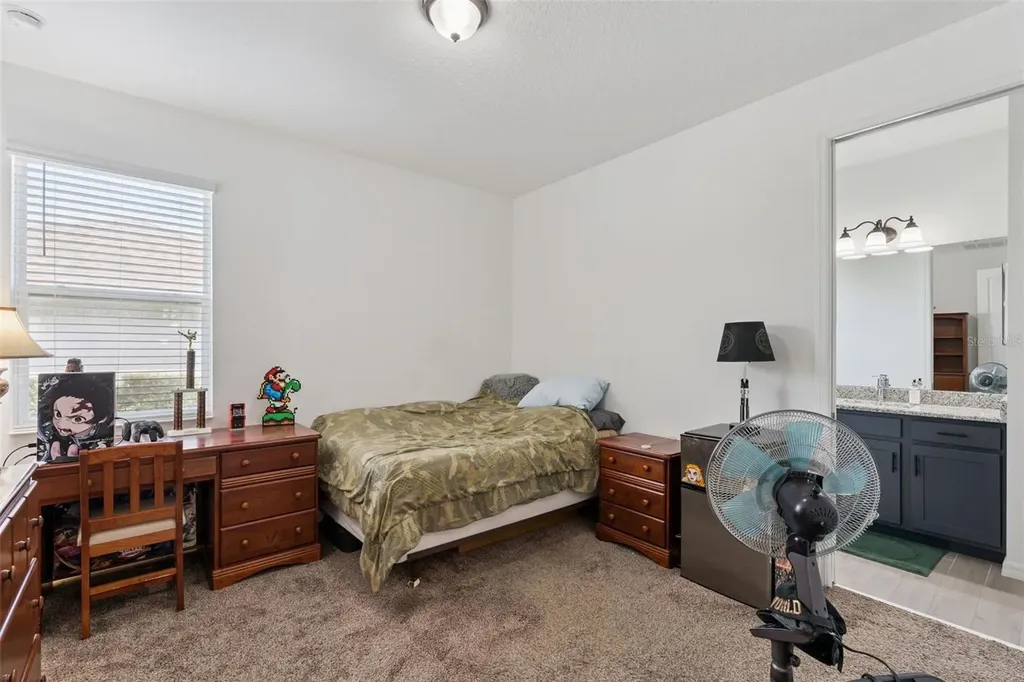 16816 Lakemont Avenue Montverde FL 34756